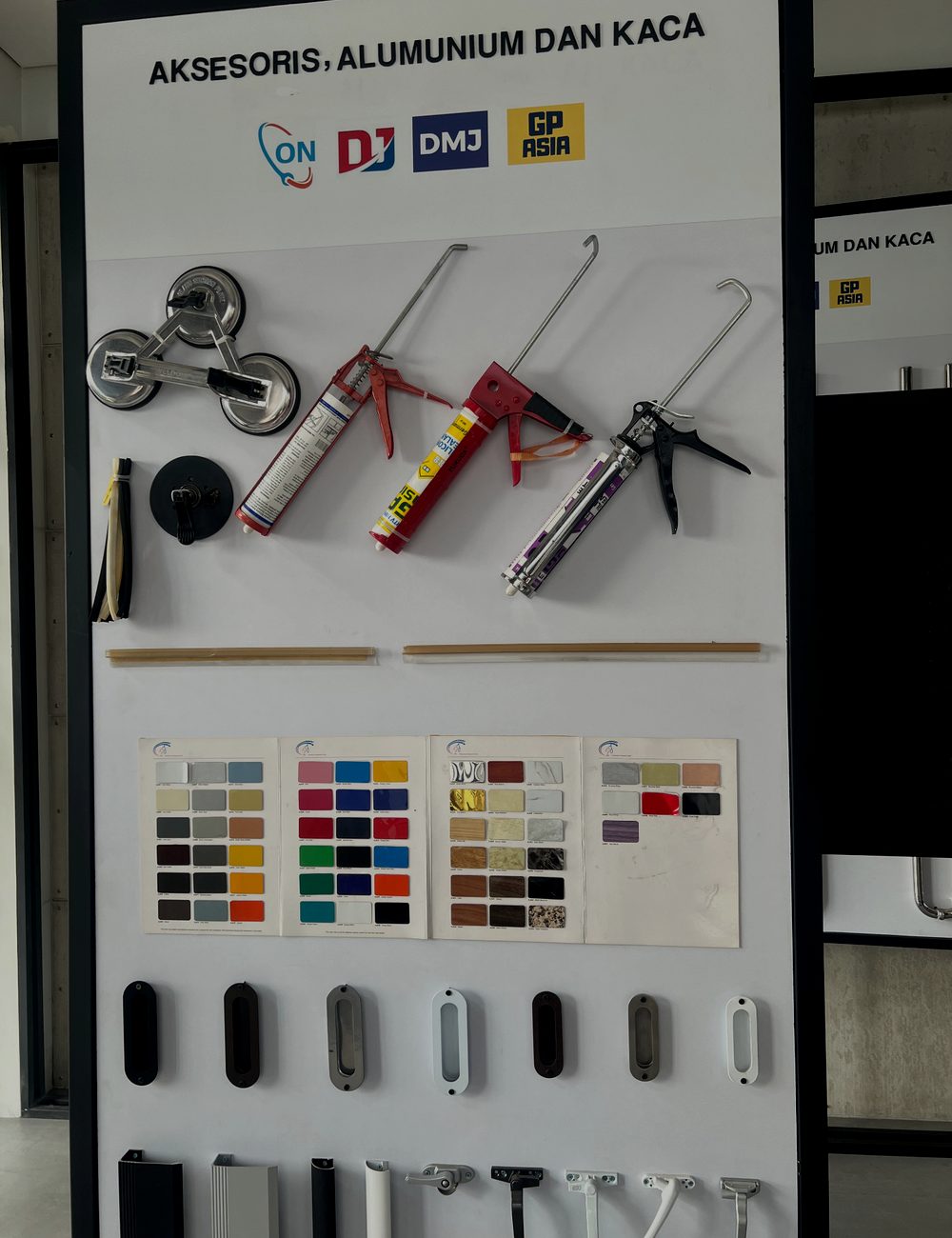 Handle · Sealant · Color Chart